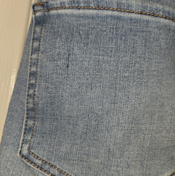 Aeropostale Faded Blue Ripped Jean Shorts - Picture 5 of 5